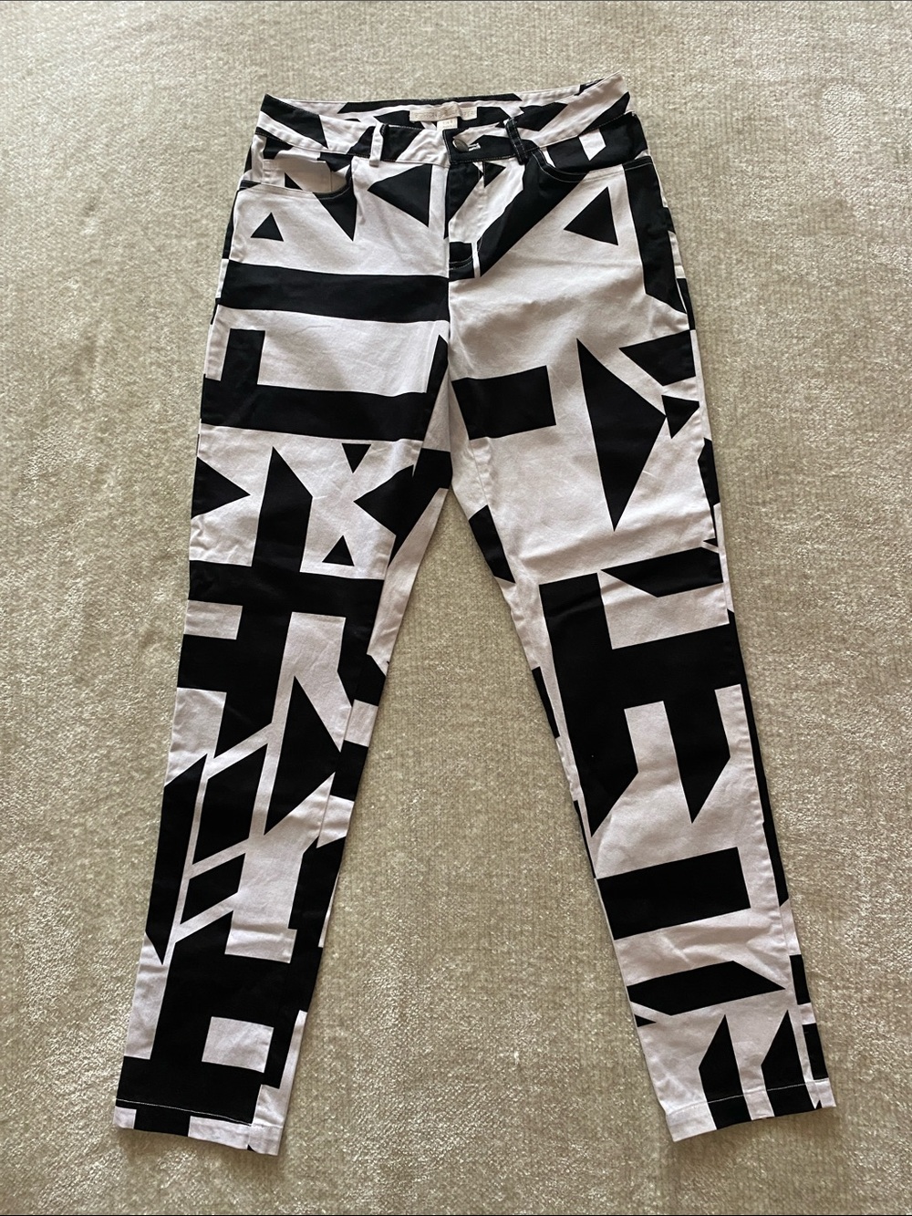 Boston Proper Black & White Geometric Print Pants Women Size 4. #103